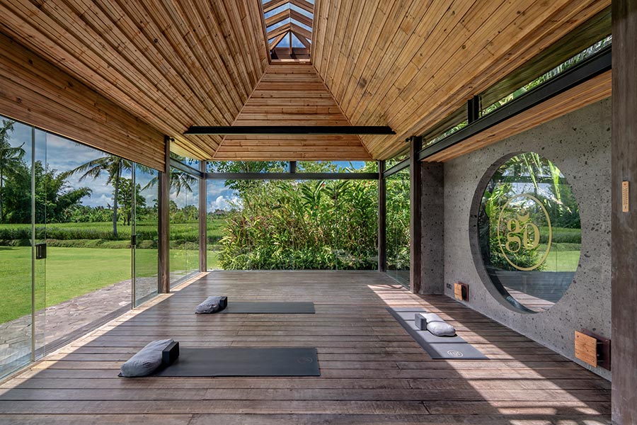 hot-yoga-studio-3